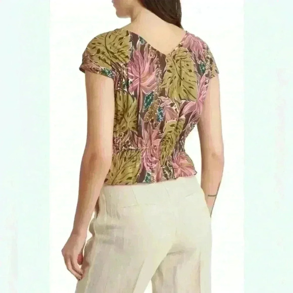 Madewell Shirred Cap-Sleeve Top in
Brushstroke Monstera Size Small - Picture 2 of 14